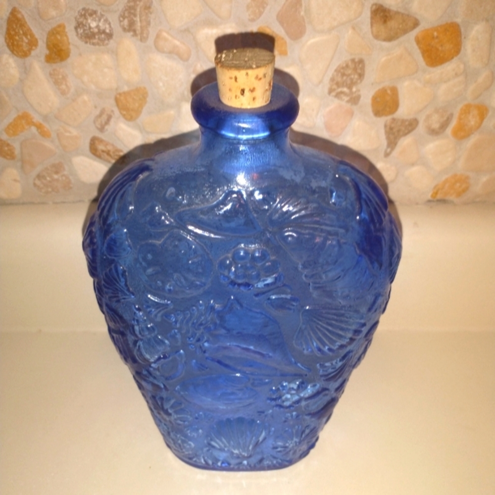 Canada Creates from the sea glass bottles Vase
